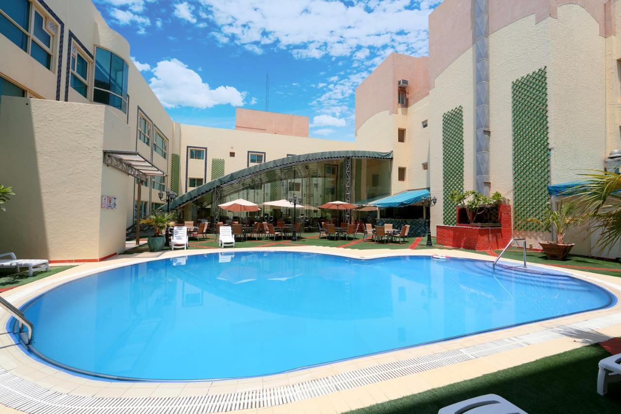 Eastyard Dammam Hotel - Formerly Ramada By Wyndham Дамам Екстериор снимка