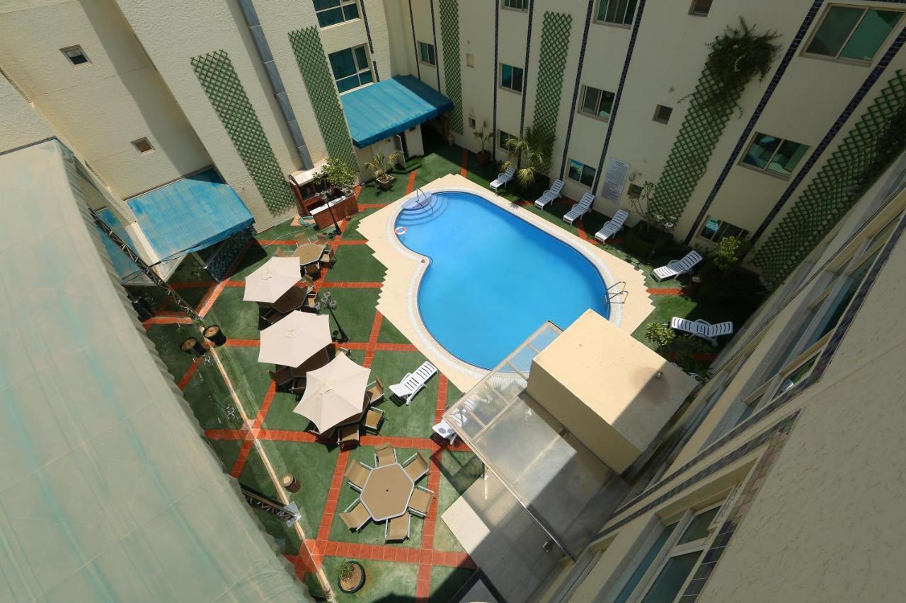 Eastyard Dammam Hotel - Formerly Ramada By Wyndham Дамам Екстериор снимка